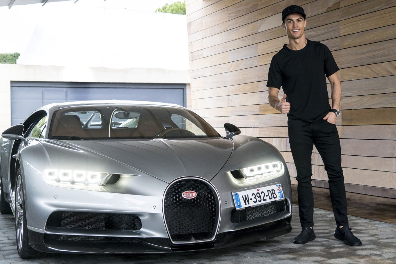 Los coches de lujo de Cristiano Ronaldo y sus características